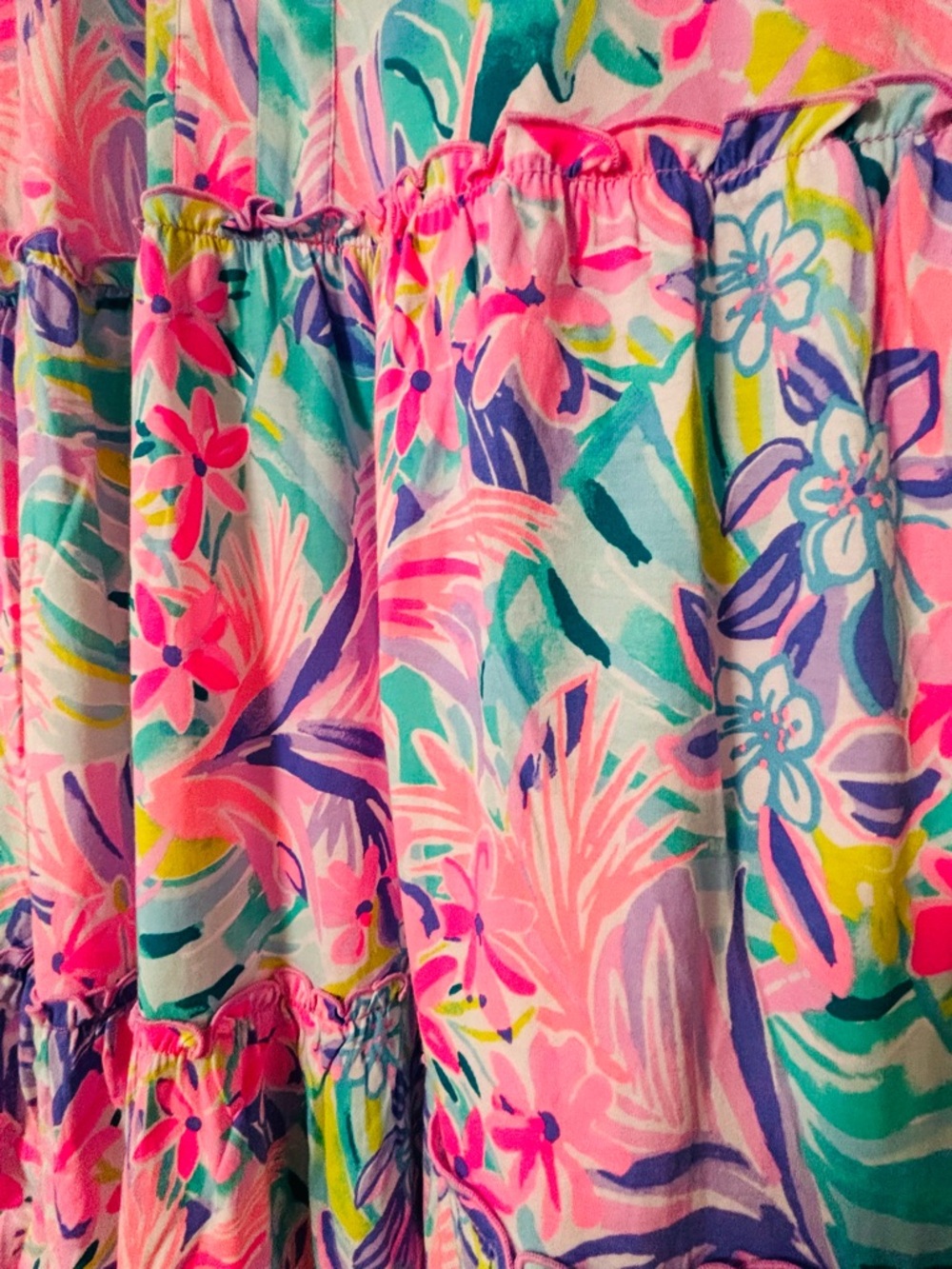 Lilly Pulitzer Lorina V neck dress size S - Picture 3 of 7
